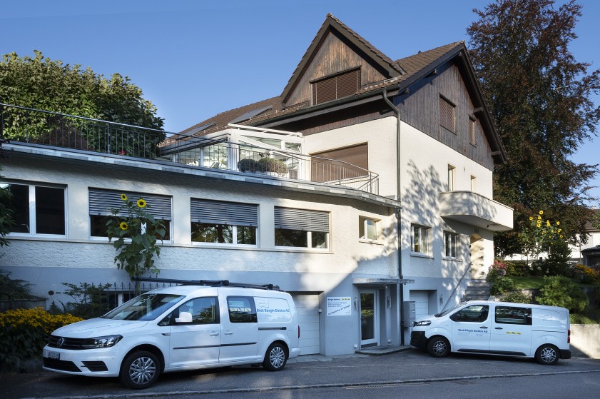 FZ6 BuerginElektro Gebaeude 210904 4519 